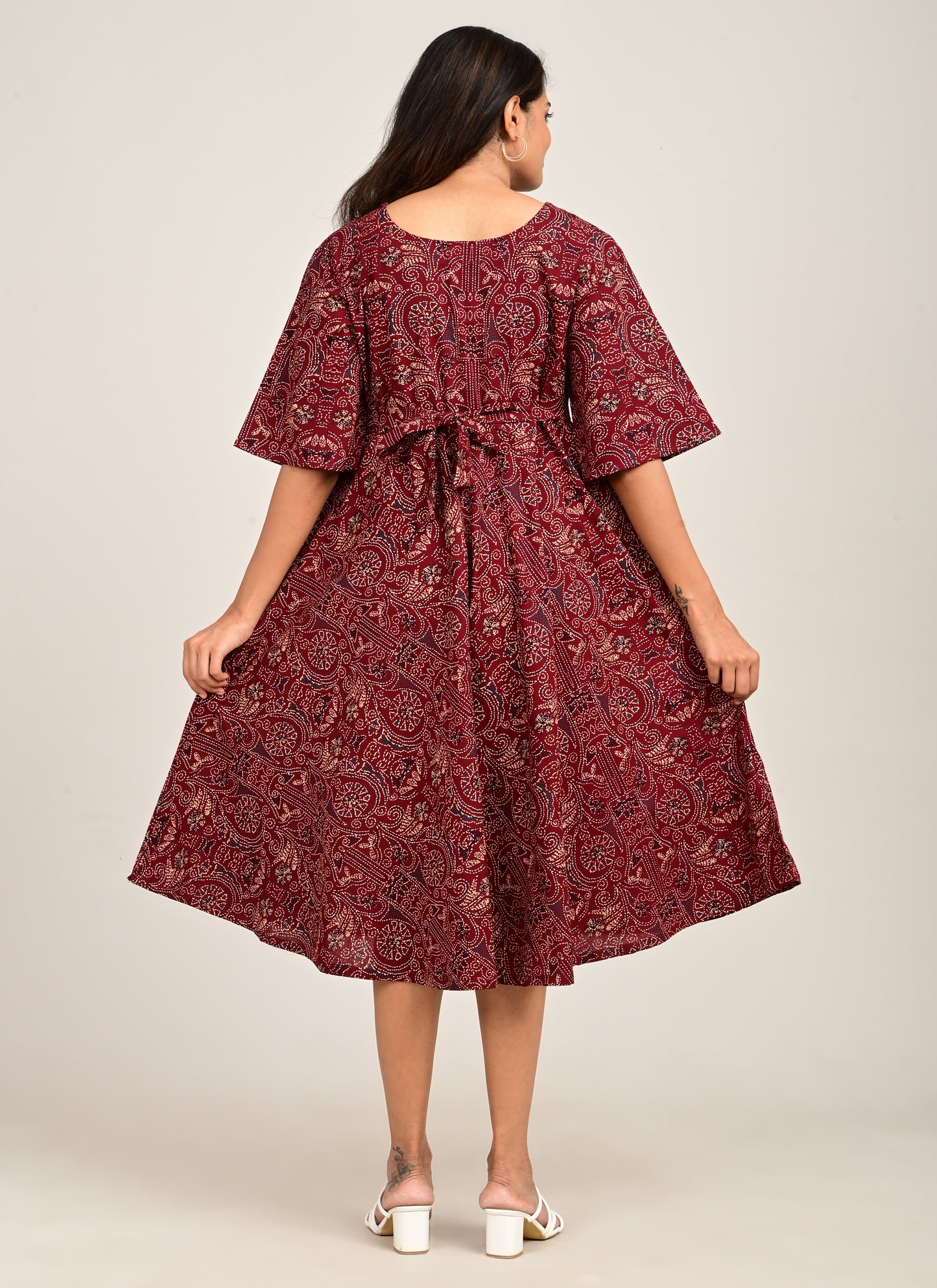 Lose Fit Gown Maroon