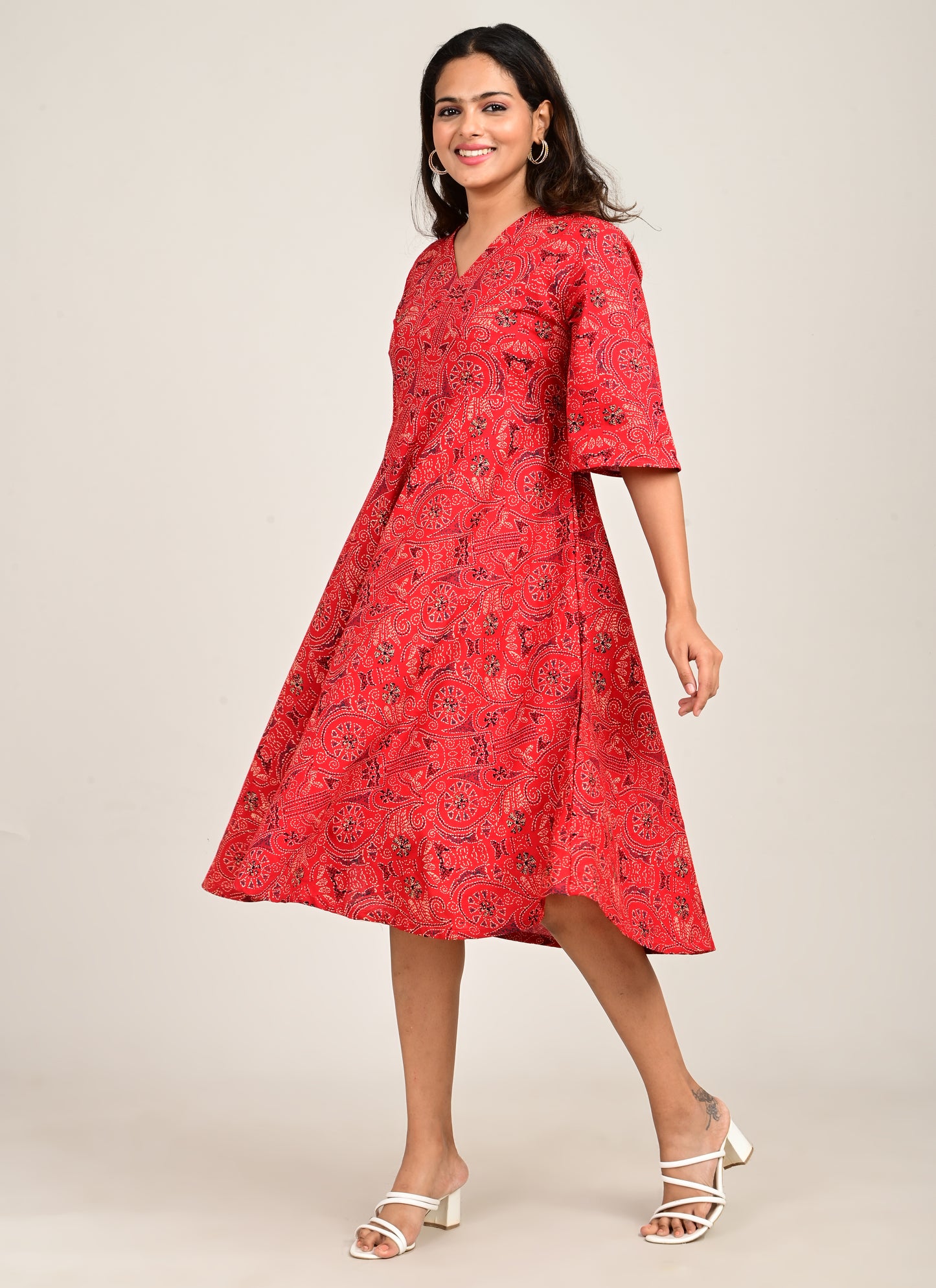 Lose Fit Gown Red